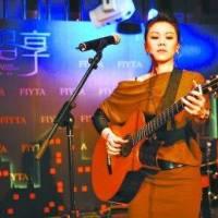 《越来越不懂》吉他谱_吉他弹唱示范_7t吉他编配